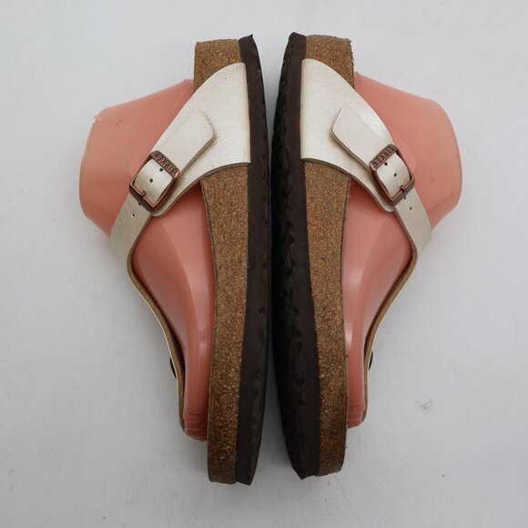 Birkenstock Gizeh Women's Size EU 39 US 8 Flip Flop Sandals Silver Birko-Flor - Picture 8 of 9